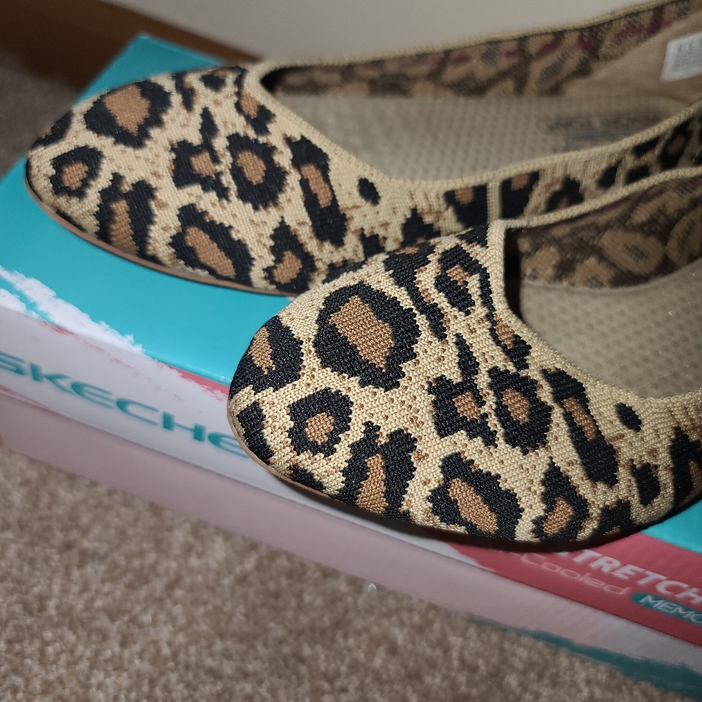 Skechers Memory Foam Flats-Size 9